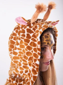 Plüsch Giraffe Poncho Mit Haarreif S-XXXL 7 Plüsch Giraffe Poncho Mit Haarreif S-XXXL -Cosplay-Laden warmer poncho seitlich ohren 2efd14241e 4